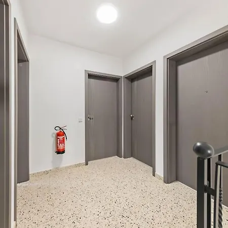 Daire Villa66 Private Bedroom 3 - Shared Kitchen Livange