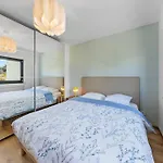 Villa66 Private Bedroom 3 - Shared Kitchen