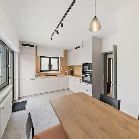 Apartment Villa66 Private Bedroom 3 - Shared Kitchen Livange