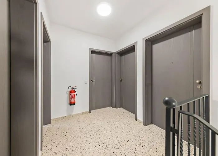 Apartment Villa66 Private Bedroom 3 - Shared Kitchen Livange