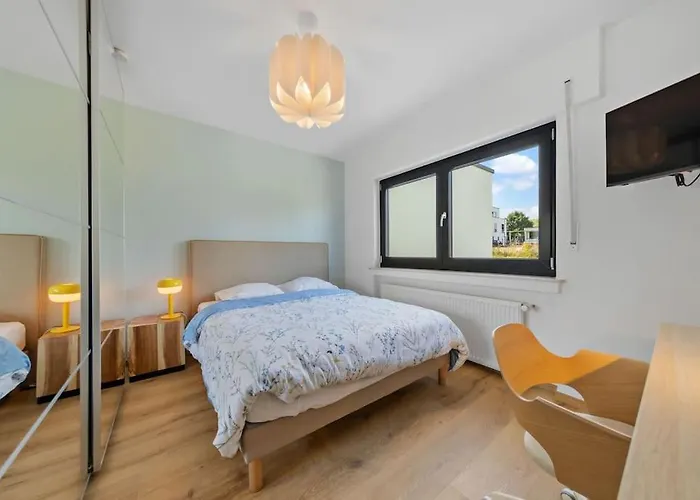 Villa66 Private Bedroom 3 - Shared Kitchen * Livange