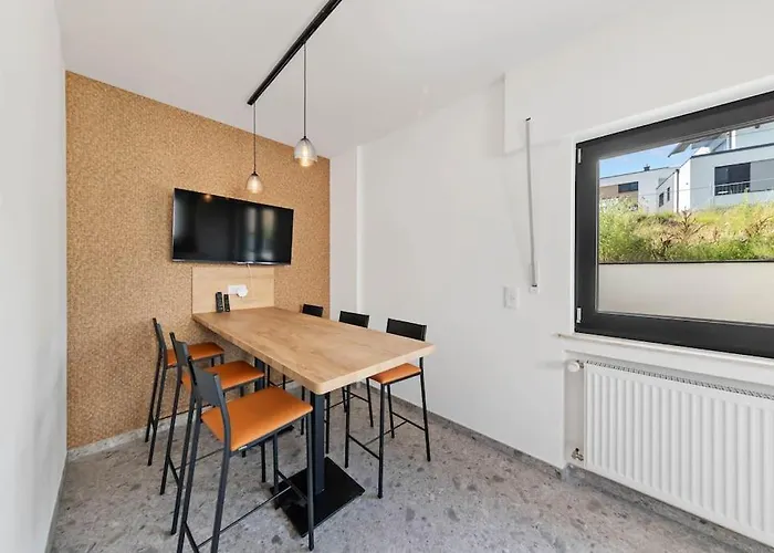 Villa66 Private Bedroom 3 - Shared Kitchen Livange