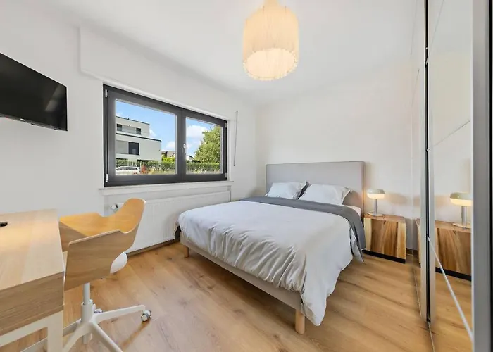 Villa66 Private Bedroom 3 - Shared Kitchen Apartment *