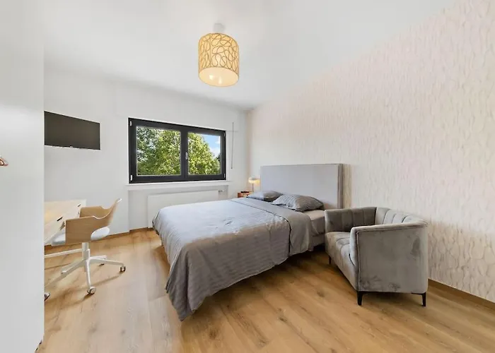 Villa66 Private Bedroom 3 - Shared Kitchen *